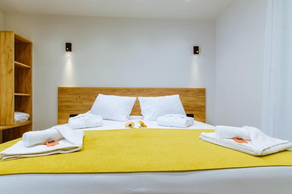 אלאפוניסי Iliovasilema Apartments מראה חיצוני תמונה