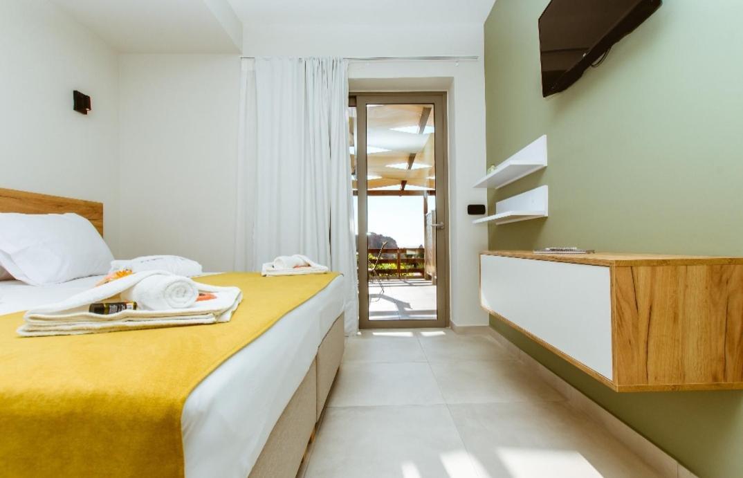 אלאפוניסי Iliovasilema Apartments מראה חיצוני תמונה